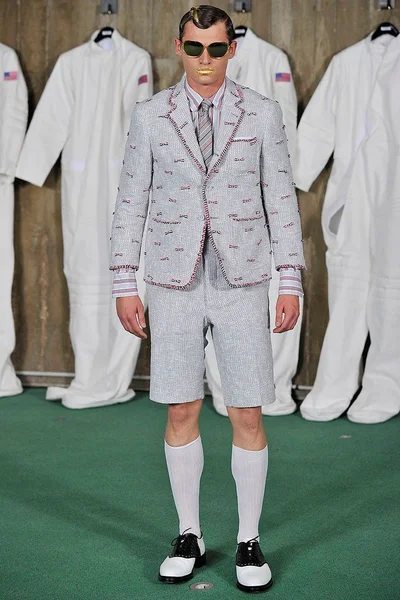 Look 13